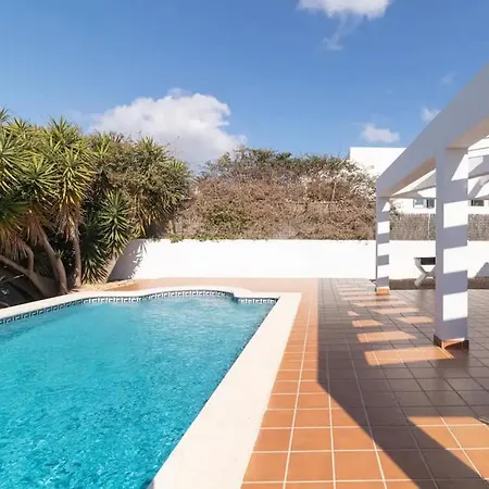 Amplia Y Espaciosa Con Wi-fi Cala En Porter (Menorca)